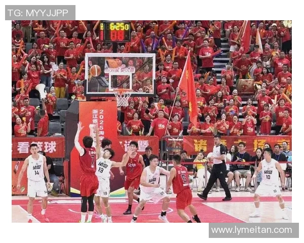 激战四起最后时刻逆转比分展现球队坚韧意志与拼搏精神 激战四起最后时刻逆转比分展现球队坚韧意志与拼搏精神