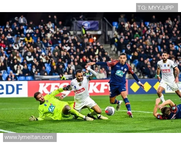 里昂主场迎战马赛巅峰对决激情碰撞谁能笑到最后