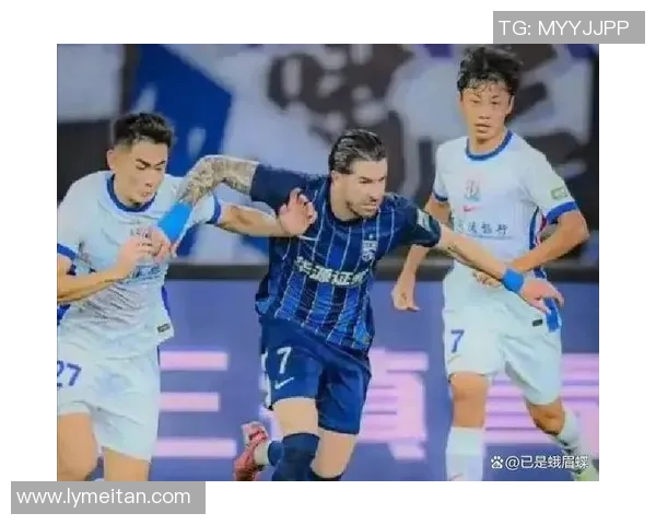 上海海港与武汉三镇激战正酣谁能在这场对决中笑到最后 上海海港与武汉三镇激战正酣谁能在这场对决中笑到最后